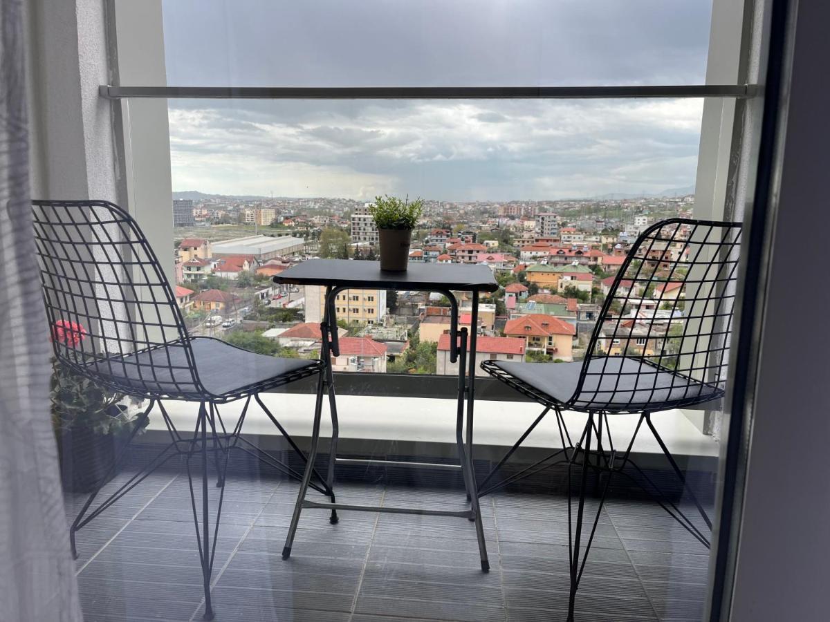 Comfy Nest Apartment- Free Parking * Tirana